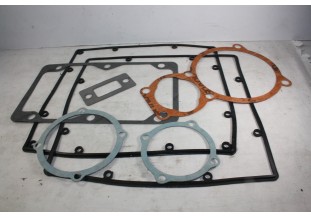 LOT DE JOINTS MOTEUR ou BV SLS 7050055...AUTOS TRACTEURS MOTEURS AGRICOLES ??