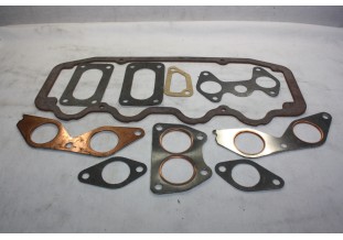 LOT DE JOINTS MOTEUR/COLLECTEUR CURTY DIVERS...FIAT 1300