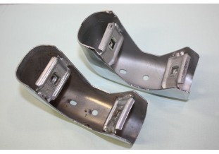 PAIRE DE BUTOIRS DE PARE CHOC...FORD TAUNUS OPEL ???