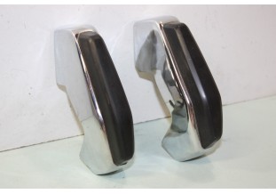 PAIRE DE BUTOIRS DE PARE CHOC H/160mm...FORD TAUNUS 15M 17M 20M OPEL ???