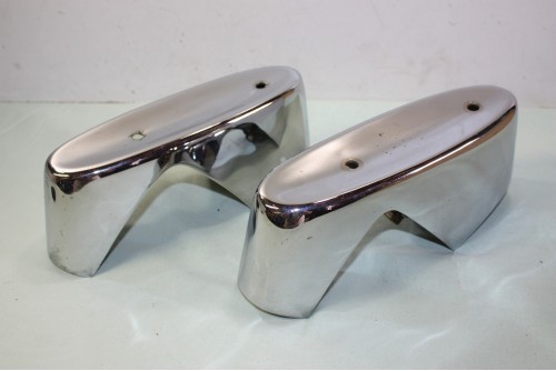 PAIRE DE BUTOIRS DE PARE CHOC H/220mm...FORD TAUNUS 17M P3 ??