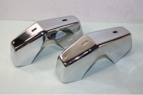 PAIRE DE BUTOIRS DE PARE CHOC H/210mm...FORD TAUNUS OPEL ???