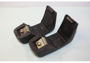 PAIRE DE BUTOIRS DE PARE CHOC H/130mm FORD 76BB17984AA...FORD TAUNUS TC2 CORTINA