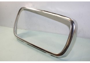 ENTOURAGE DE PHARE FORD...FORD TAUNUS CAPRI