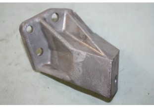 SUPPORT OTEUR AV/D PEUGEOT 1802-32...PEUGEOT 504 505 voir descriptif