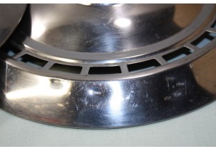 LOT DE 2 ENJOLIVEURS DE ROUE SIMCA D/275mm...SIMCA P60