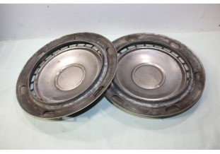 LOT DE 2 ENJOLIVEURS DE ROUE SIMCA D/275mm...SIMCA P60