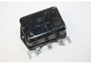 REGULATEUR 24V SNA ED3 S81 pour DYNAMOS...