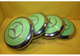 JEU DE 4 ENJOLIVEURS DE ROUE D/245mm...MERCEDES W121 ?? voir descriptif