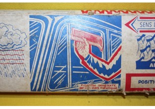 ACCESSOIRE POUR AERATION DES GLACES LATERALES BRISAIR...AUTOS ANCIENNES DIVERS