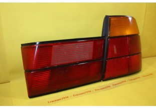 JEU DE FEUX ARRIERES DROITHELLA 1384010/012...BMW SERIE 5 E34