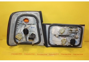 JEU DE FEUX ARRIERES DROITHELLA 1384010/012...BMW SERIE 5 E34