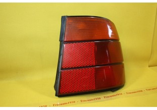 FEU ARRIERE EXTERIEUR DROIT HELLA1384010R...BMW SERIE 5 E34