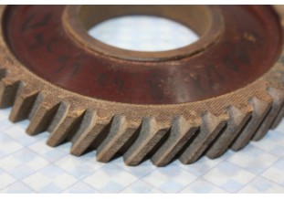 PIGNON DE DISTRIBUTION 44 Dents CELORON n°32...FORD V8 21CV voir descriptif