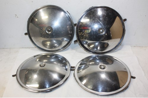 JEU DE 4 ENJOLIVEURS DE ROUE METAL D/210mm...CITROEN ID DS GS