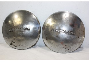 LOT DE 2 ENJOLIVEURS DE ROUE METAL D/180mm...SIMCA 5