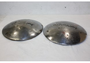 LOT DE 2 ENJOLIVEURS DE ROUE METAL D/180mm...SIMCA 5