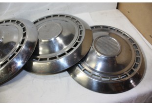 JEU DE 4 ENJOLIVEURS DE ROUE METAL D/275mm...SIMCA ARNDE P60