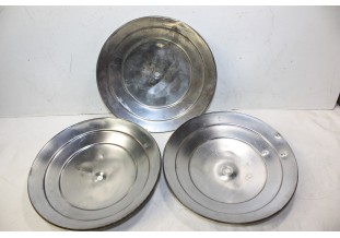 LOT DE 3 ENJOLIVEURS DE ROUE METAL D/230mm...PEUGEOT 203 403