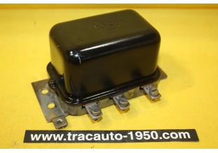 REGULATEUR BOSCH 14v RS/UDA 200M 12/8 pour DYNAMOS...FIAT 500 600 1100 1200 1500 voir descriptif