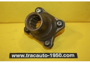 TETE DE CARDAN DE BOITE DE VITESSE 82 X 72nn...AUTOS DIVERS