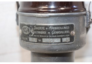 ALLUMEUR SAEG 32D 28230 6 CYLINDRES...AUTOS ANCIENNES voir descriptif