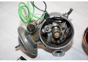 ALLUMEUR DUCELLIER 525010A  M90  4 CYLINDRES...PEUGEOT 204 moteur XK5 voir descriptif