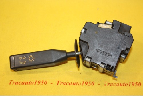 COMMODO COMBINE ECLAIRAGE/KLAXON JAEGER 9 POLES...RENAULT R19