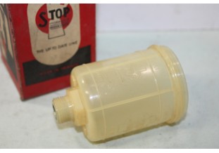 BOCAL DE MAITRE CYLINDRE DE FREIN STOP 30143 PLASTIQUE...AUTOS ANCIENNES DIVERS