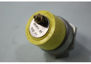 MANO-CONTACT DE PRESSION D'HUILE JAEGER MANOC 68664/02...RENAULT ANCIENNES voir descriptif