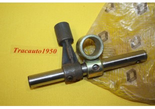 AXE DE COMMANDE DE BOITE DE VITESSE RENAULT 7701516713...RENAULT R12