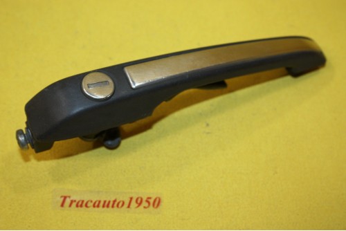 POIGNEE DE PORTE EXTERIEURE AVANT...VW POLO