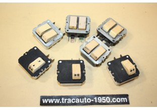 LOT D'INTERRUPTEURS DE TABLEAU DE BORD JAEGER...RENAULT R3 R4 4L
