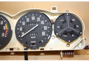 LOT D'INSTRUMENTS DE BLOC COMPTEUR 12V JAEGER 200km/h...RENAULT R16 TX TS