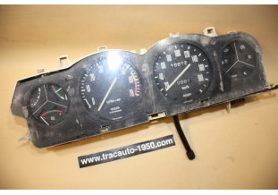 LOT D'INSTRUMENTS DE BLOC COMPTEUR 12V JAEGER 200km/h...RENAULT R16 TX TS
