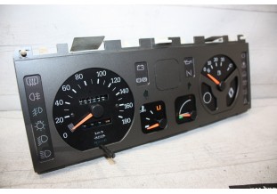 COMBINE BLOC COMPTEUR 2V JAEGER 180km/h...RENAULT R11