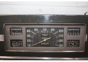 TABLEAU DE BORD JAEGER 130km/h...PEUGEOT 203 premiers modèles