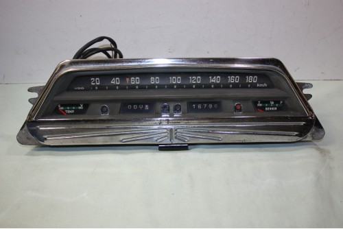 BLOC COMPTEUR VDO...VOLVO AMAZON - Tracauto1950