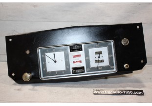 TABLEAU DE BORD CENTRAL 12V JAEGER 160km/h...HOTCHKISS 686 RENAULT VIVA GS ???