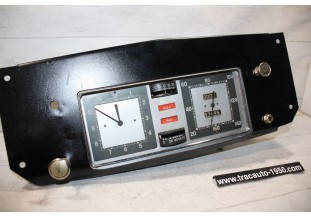 TABLEAU DE BORD CENTRAL 12V JAEGER 160km/h...HOTCHKISS 686 RENAULT VIVA GS ???