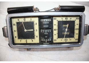 TABLEAU DE BORD CENTRAL 12V JAEGER 160km/h...HOTCHKISS 686 GS