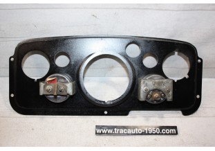 PLANCHE DE BORD AVEC 2 MANOS...CAMIONS MILITAIRES JEEP US ???