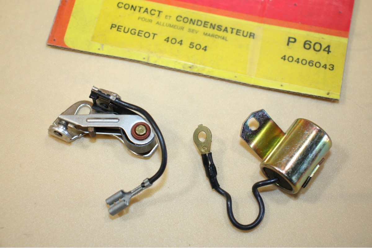 KIT RUPTEURS/CONDENSATEUR P604 POUR ALLUMEURS PARIS-RHONE...404 504 R4 R5 R12