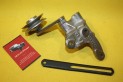 POULIE TENDEUR DE VENTILATEUR AVEC SUPPORT RENAULT 4282244...RENAULT 4CV DAUPHINE ???