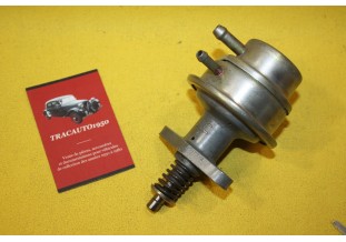 POMPE A ESSENCE AC 6967014 2 SORTIES HORIZONTALES...AUTOS DIVERS voir descriptif