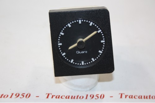 MONTRE DE BORD VDO QUARTZ 12V...OPEL ASCONA