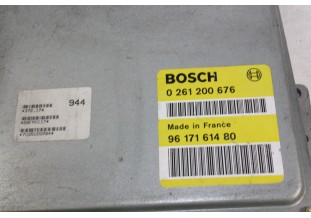 CALCULATEUR MOTEUR BOSCH 0 261 200 676...PEUGEOT 306 CITROEN ZX 1.6 essence voir descritif