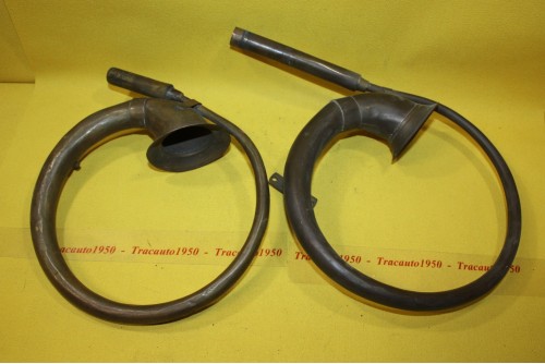 LOT DE 2 KLAXONS A POIRE ANCIENS...AUTOS ANCETRES VELOS