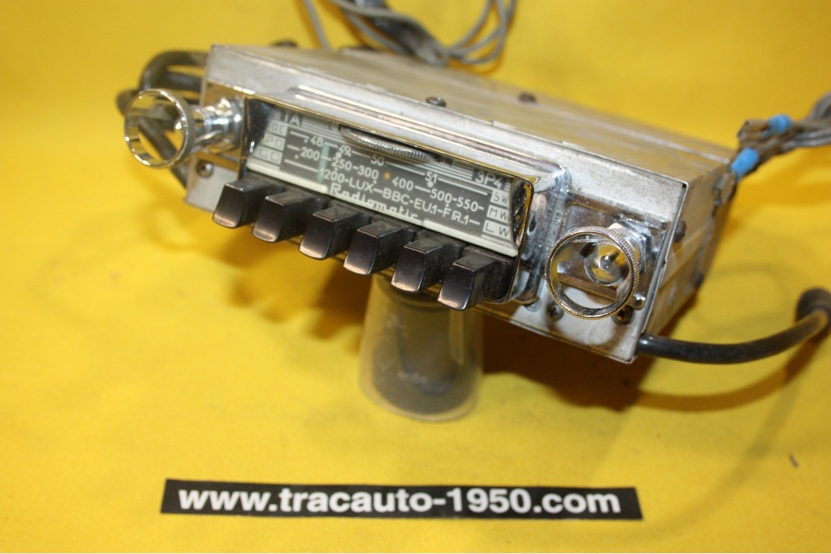 AUTORADIO RADIOMATIC TA3P4 6/12V...AUTOS VINTAGE COLLECTION