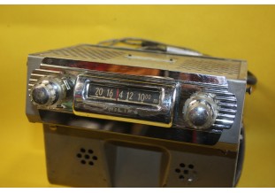AUTORADIO PHILIPS NF 593V 6/12V...AUTOS ANCIENNES COLLECTION